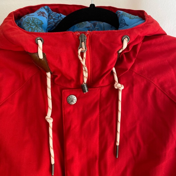 Poler Camp Vibes Cedar Down Jacket - Picture 3 of 8